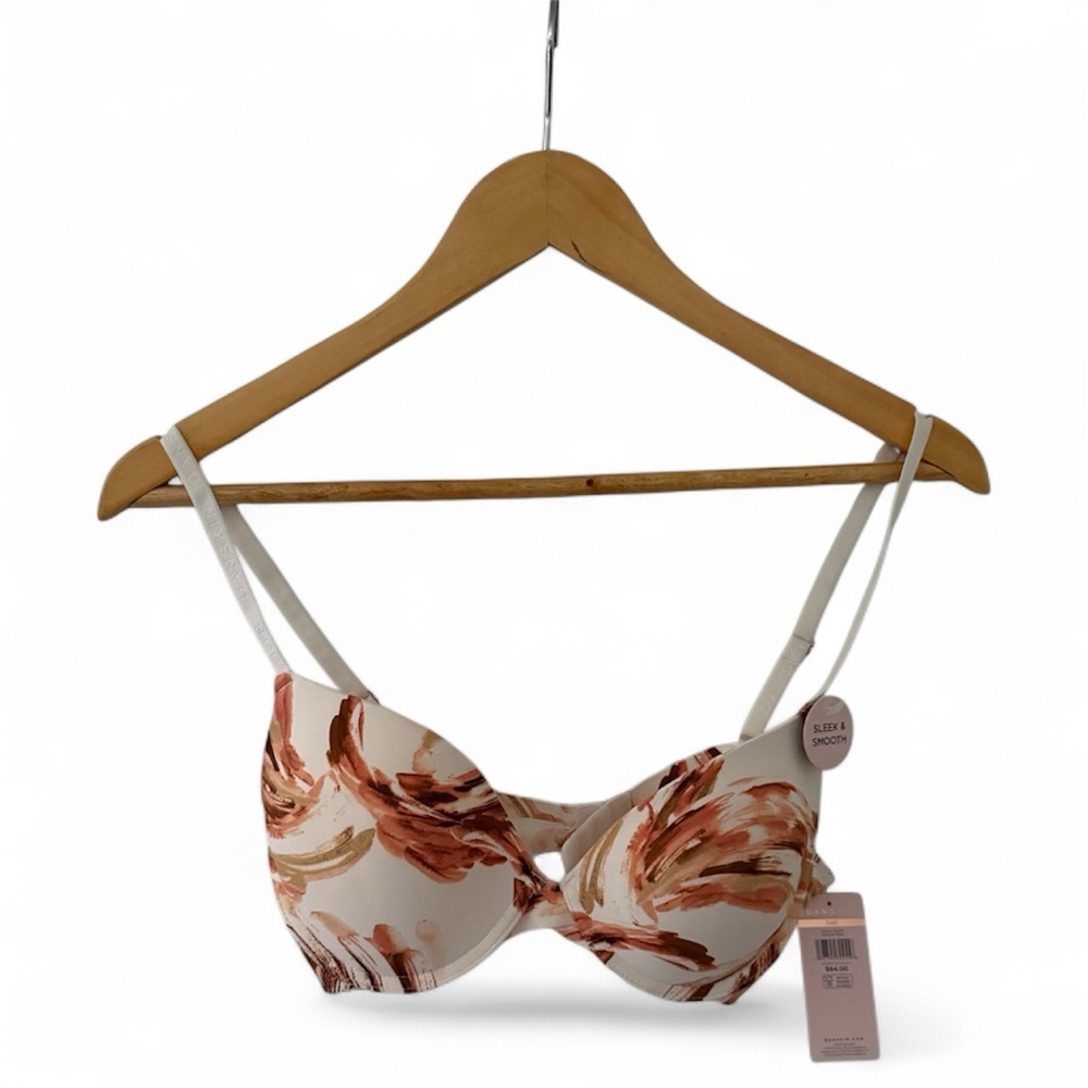 Danskin Micro Underwire Bra . Size 34B